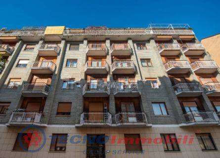 appartamento in vendita a Torino in zona Santa Rita