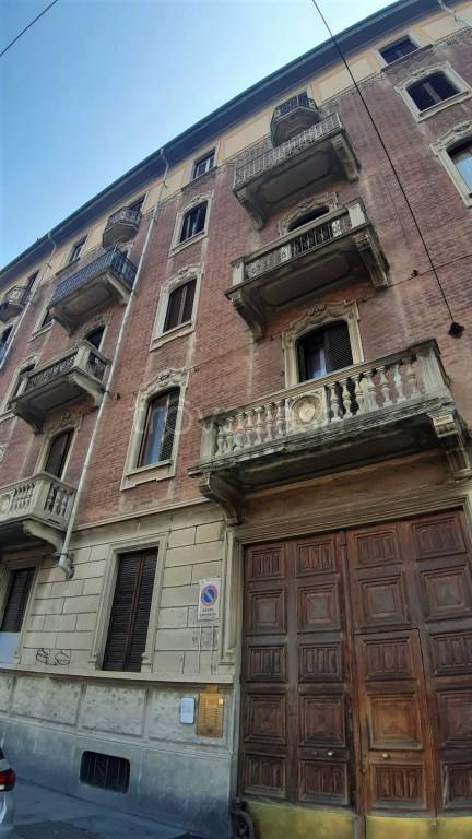 appartamento in vendita a Torino in zona Aurora