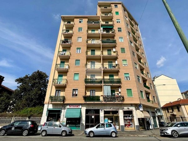 locale di sgombero in vendita a Torino