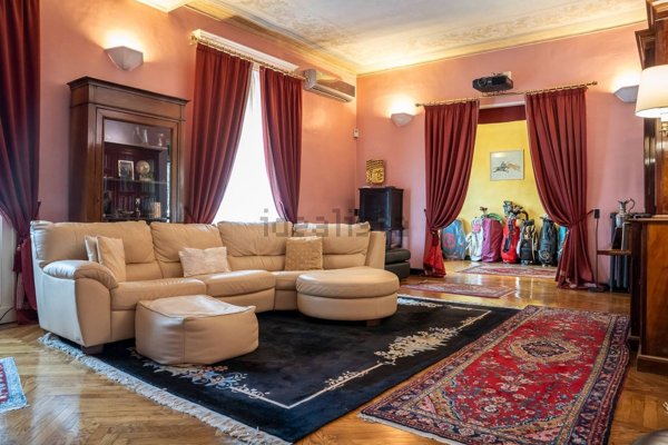 appartamento in vendita a Torino in zona Crocetta