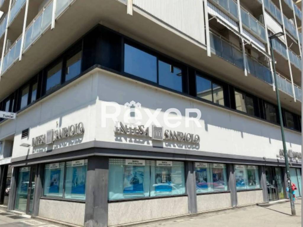 appartamento in vendita a Torino in zona Lingotto