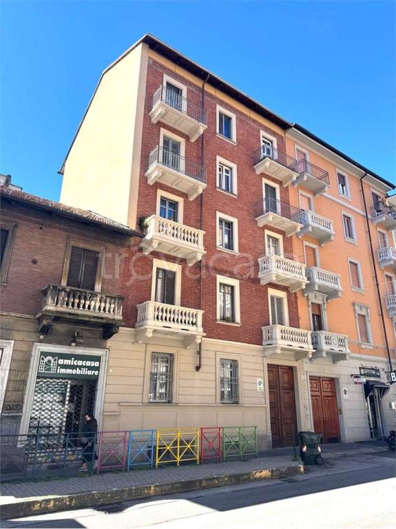 appartamento in vendita a Torino in zona Cenisia