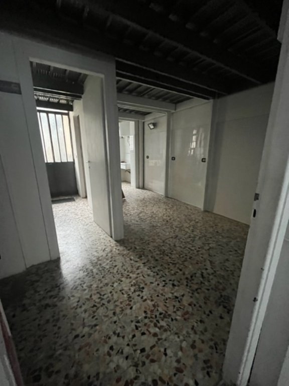 bivano in vendita a Torino in zona Santa Rita