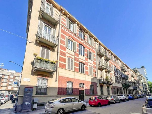 appartamento in vendita a Torino in zona Crocetta