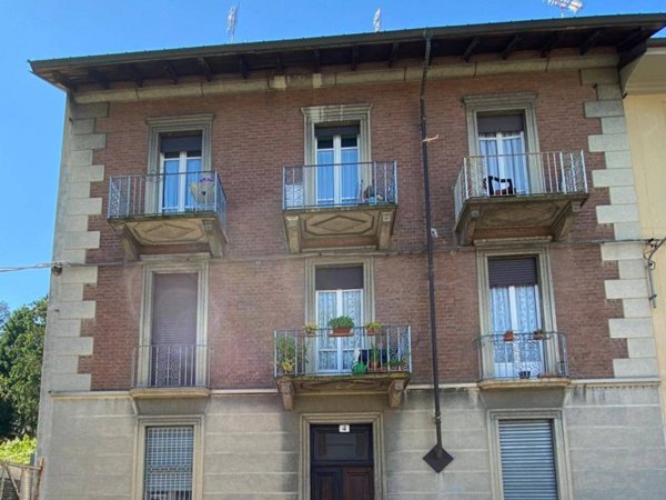 appartamento in vendita a Torino in zona Borgo Po