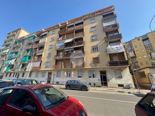 appartamento in vendita a Torino in zona Borgata Vittoria