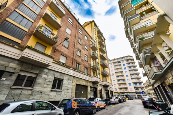 appartamento in vendita a Torino in zona Millefonti