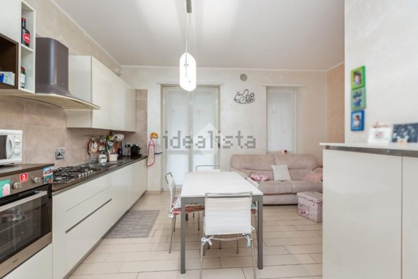 appartamento in vendita a Torino in zona Santa Rita