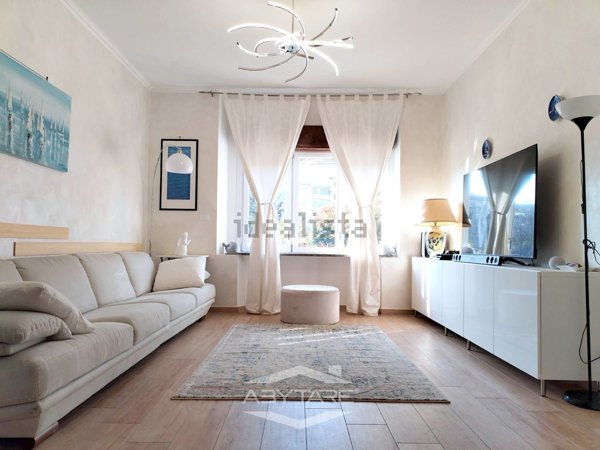casa indipendente in vendita a Torino in zona Santa Rita