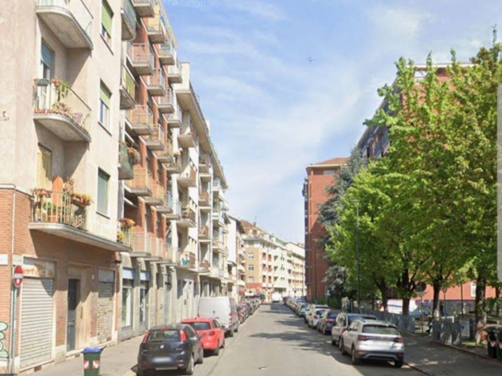 appartamento in vendita a Torino in zona Cenisia