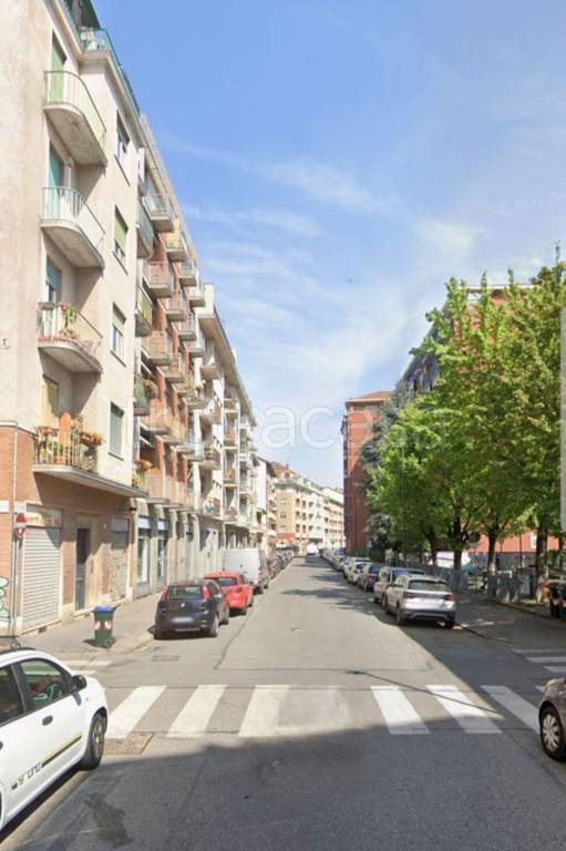 appartamento in vendita a Torino in zona Cenisia