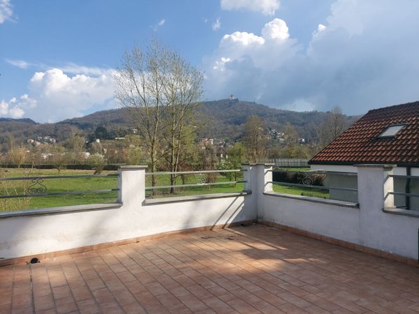 casa indipendente in vendita a Torino in zona Bertolla
