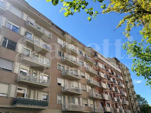 appartamento in vendita a Torino in zona Santa Rita