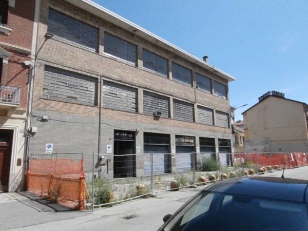 ufficio in vendita a Torino in zona Barriera di Milano