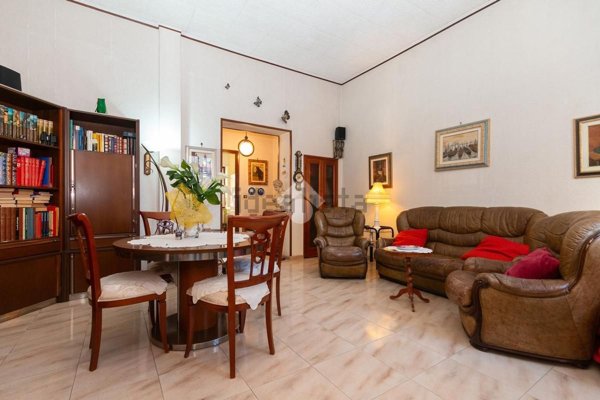 casa indipendente in vendita a Torino in zona Borgo San Paolo