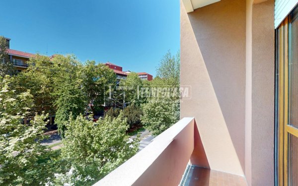 appartamento in vendita a Torino in zona Lingotto