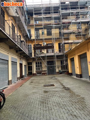 negozio in vendita a Torino in zona San Salvario