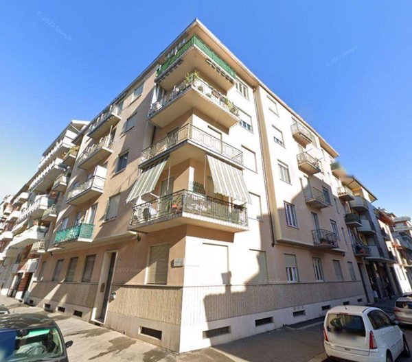 appartamento in vendita a Torino in zona Borgata Vittoria