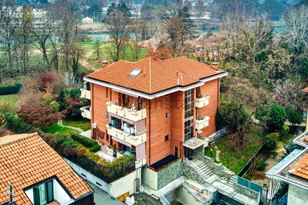 appartamento in vendita a Torino in zona Cavoretto