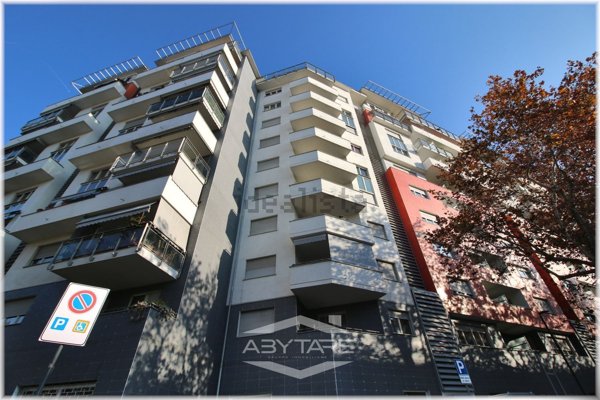 appartamento in vendita a Torino in zona Lingotto