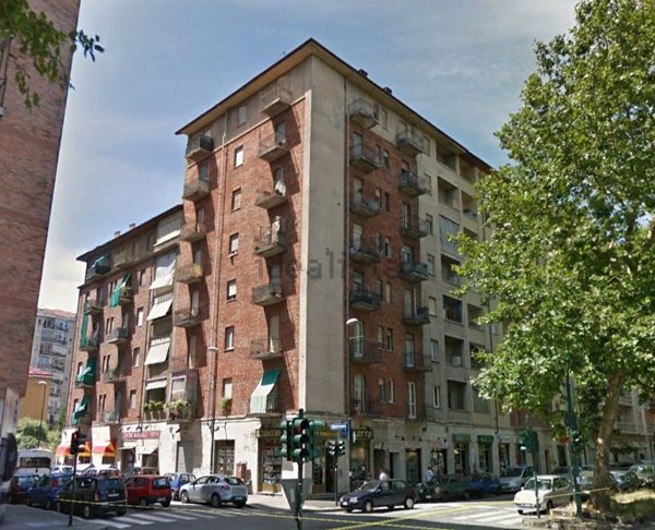 appartamento in vendita a Torino in zona Borgata Vittoria