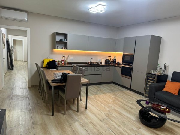 appartamento in vendita a Torino in zona Santa Rita