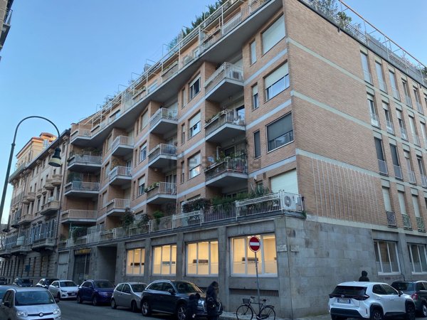 appartamento in vendita a Torino in zona Crocetta