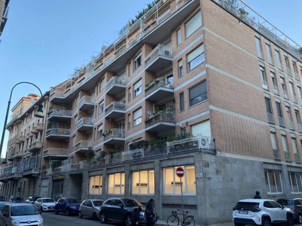 appartamento in vendita a Torino in zona Crocetta