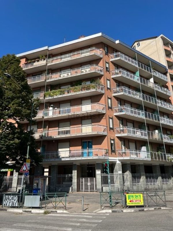 appartamento in vendita a Torino in zona Mirafiori Nord