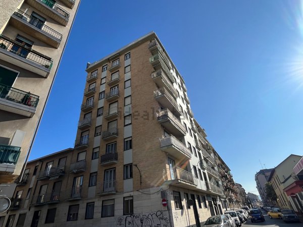 appartamento in vendita a Torino in zona Borgata Vittoria