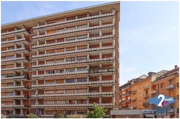 appartamento in vendita a Torino in zona Cit Turin