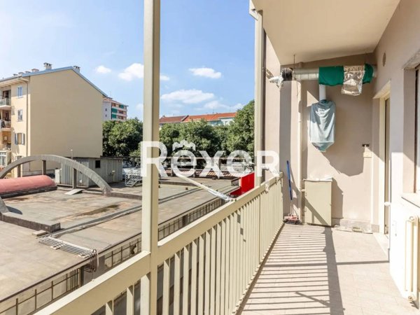 appartamento in vendita a Torino in zona Lingotto