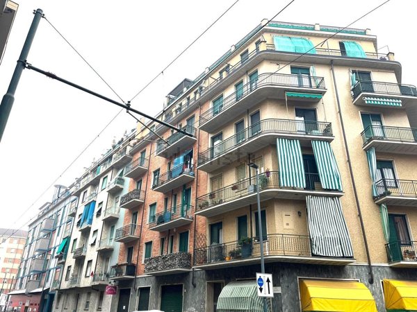 appartamento in vendita a Torino in zona Borgata Vittoria
