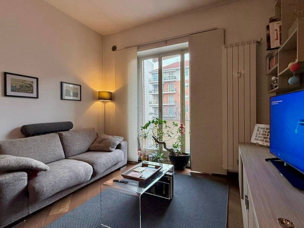 appartamento in vendita a Torino in zona Santa Rita