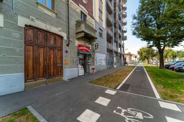 appartamento in vendita a Torino in zona Regio Parco