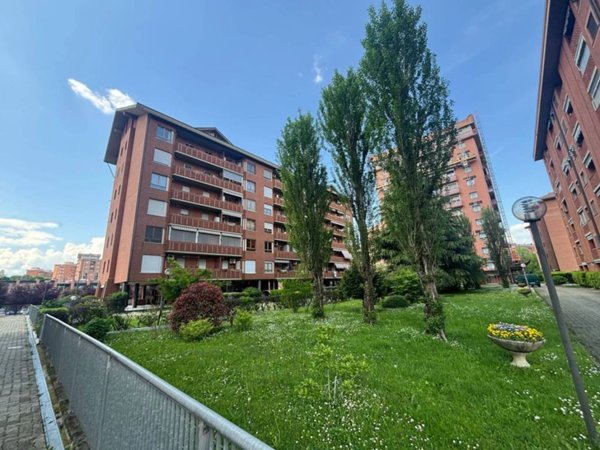 appartamento in vendita a Torino in zona Lucento