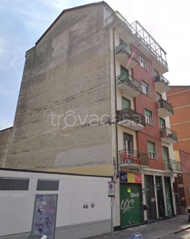 appartamento in vendita a Torino in zona Aurora