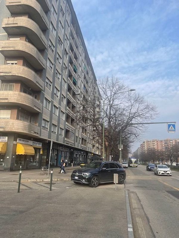 appartamento in vendita a Torino in zona Mirafiori Nord