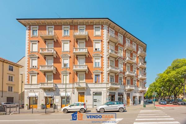 appartamento in vendita a Torino in zona Cenisia