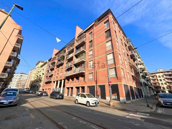 appartamento in vendita a Torino in zona Santa Rita