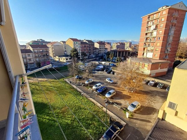 appartamento in vendita a Torino in zona Madonna di Campagna