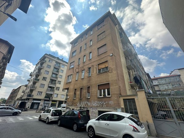 appartamento in vendita a Torino in zona Aurora