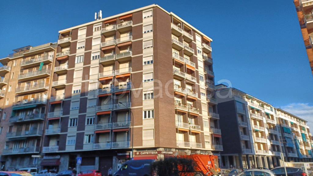 appartamento in vendita a Torino in zona Mirafiori Nord