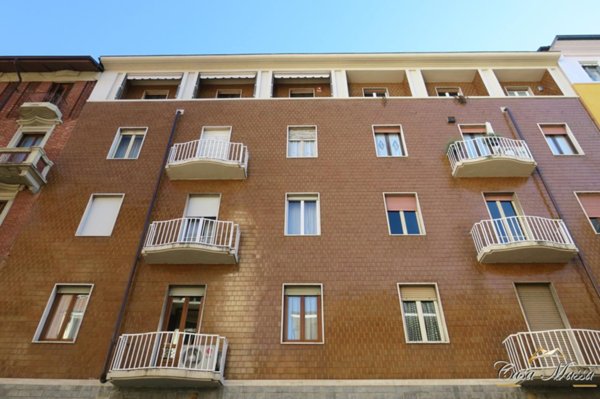 appartamento in vendita a Torino in zona Cit Turin