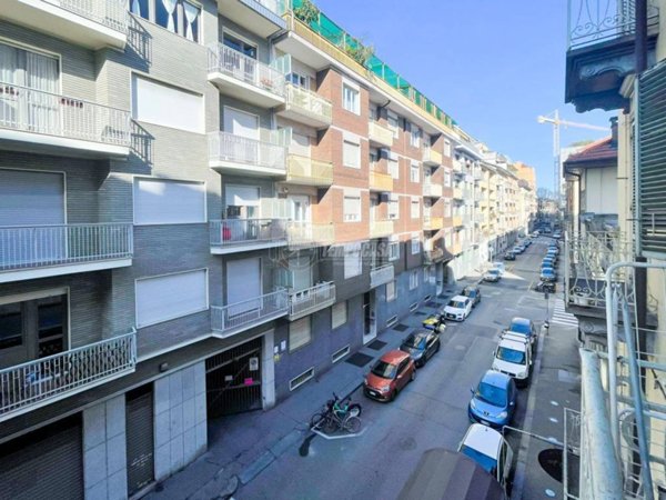 appartamento in vendita a Torino in zona Crocetta