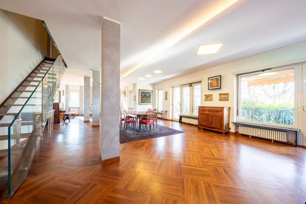 appartamento in vendita a Torino in zona Borgo Po