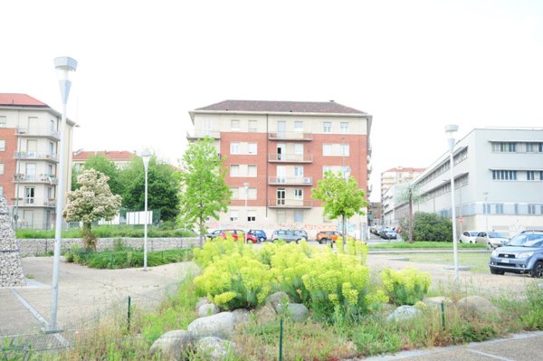 appartamento in vendita a Torino in zona Lingotto