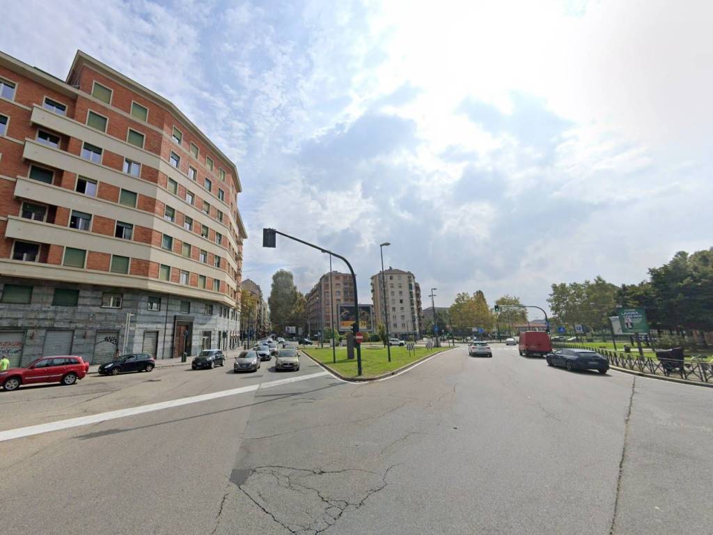 negozio in vendita a Torino in zona Crocetta