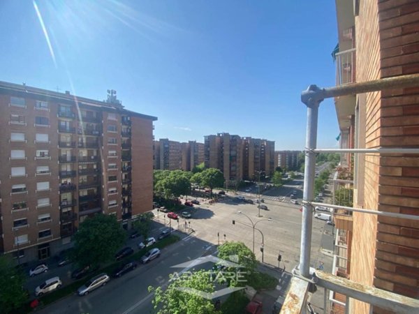 appartamento in vendita a Torino in zona Lingotto