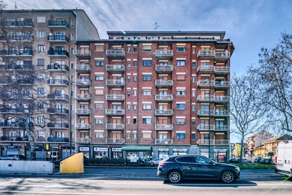 appartamento in vendita a Torino in zona Borgata Vittoria